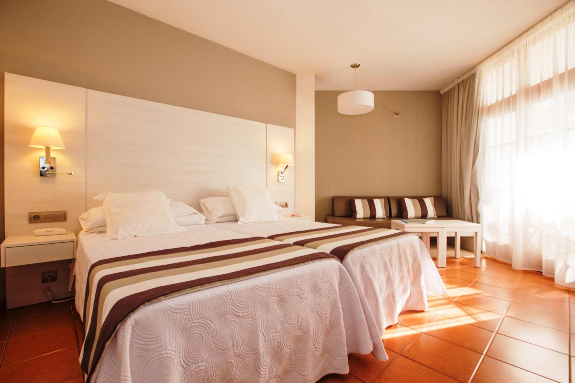 Superior Double Room Garden View with Terrace,1207551607:JPEG