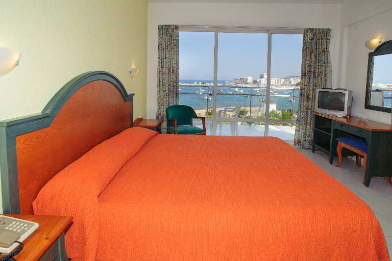 Chambre Quadruple - Vue sur Mer