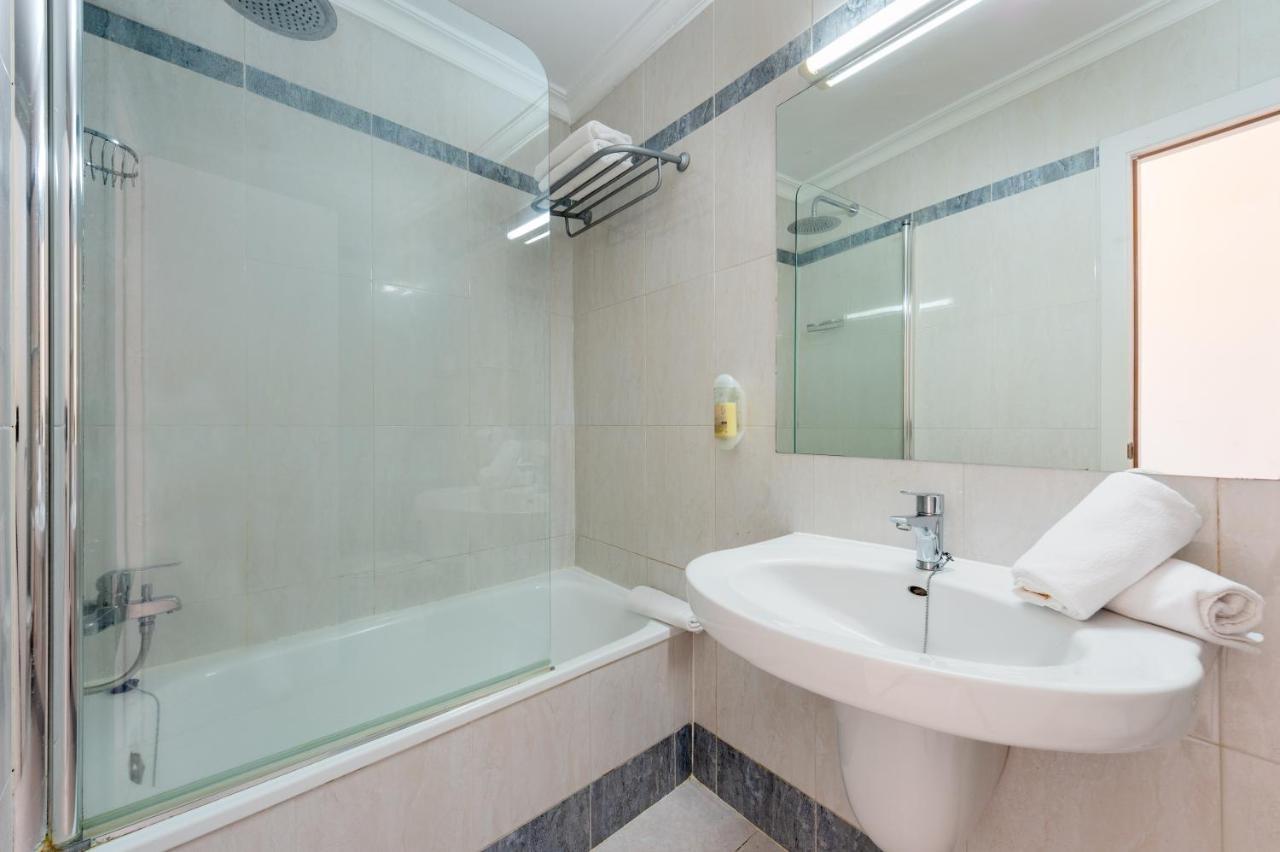 Twin Room with Sea View,1359005051:JPEG