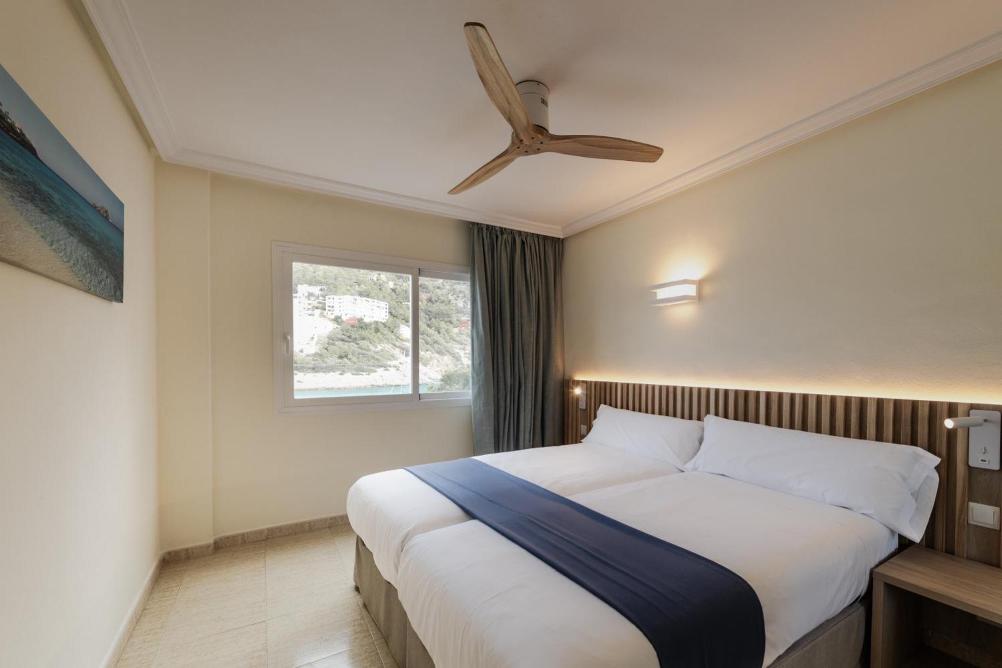 Apartment with Sea View,1583650137:JPEG