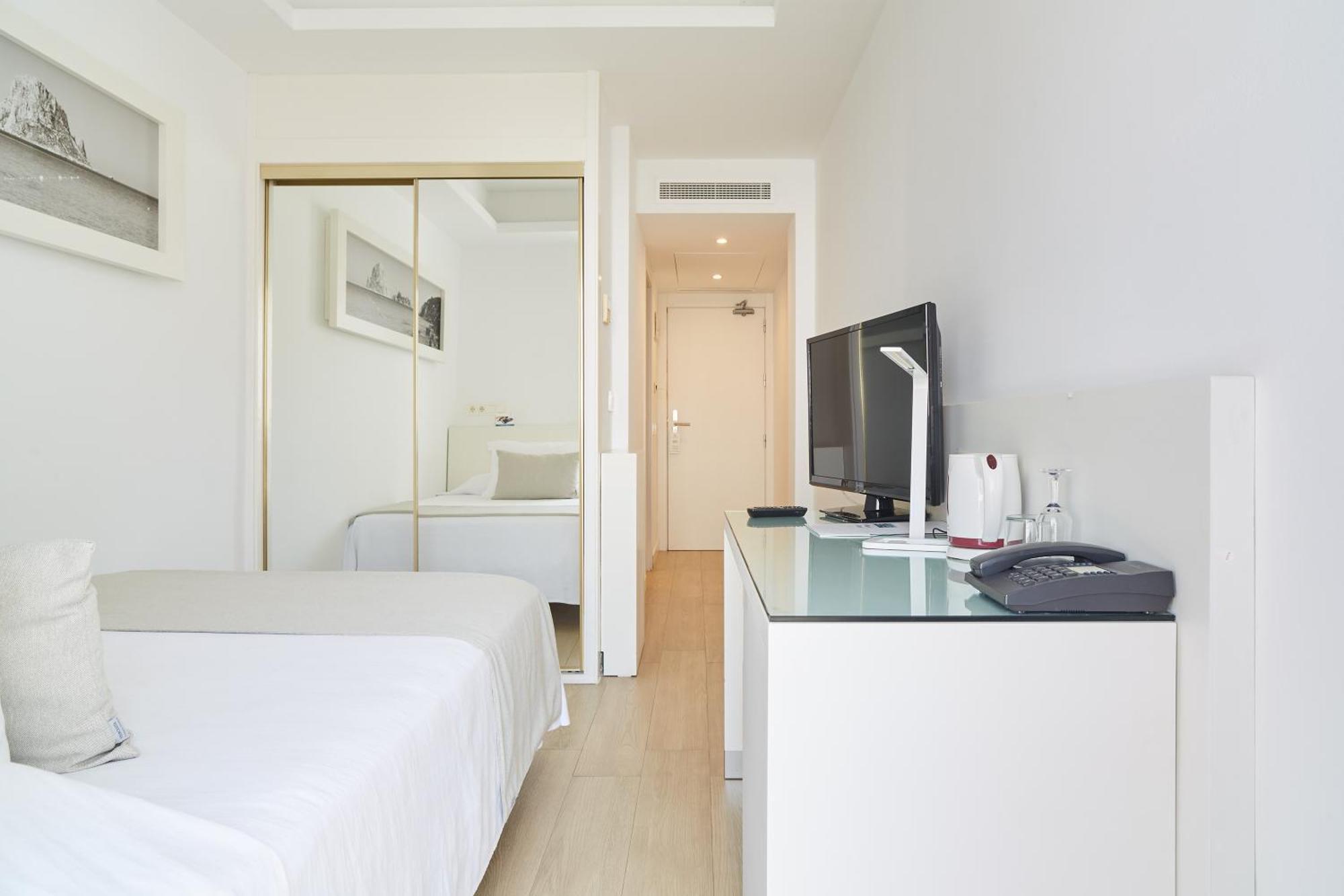 Single Room,1609313764:JPEG