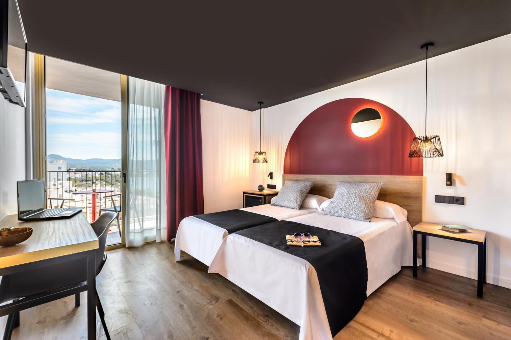 Twin Room with Lateral Sea View,1666642310:JPEG