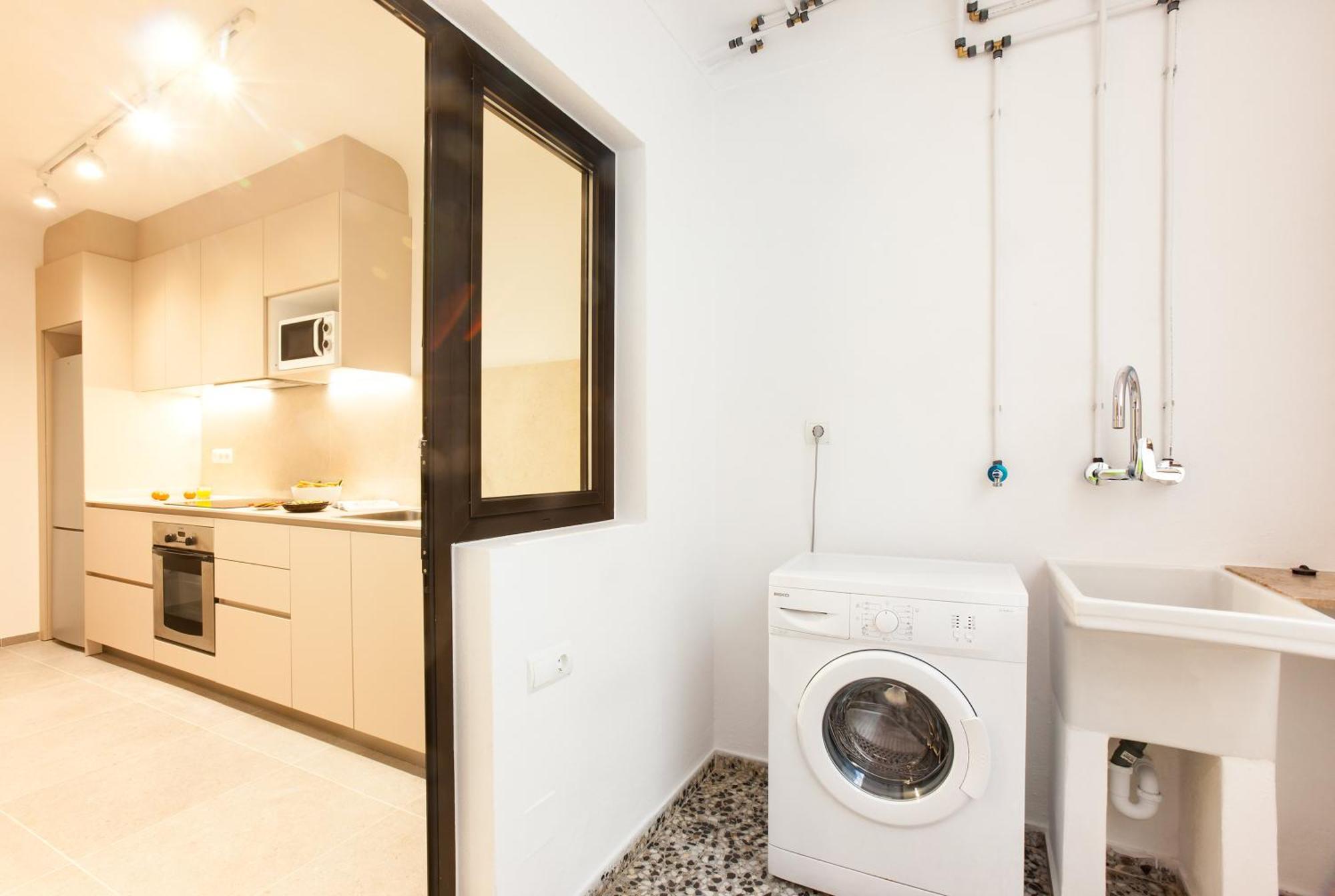 Three-Bedroom Apartment Sea View