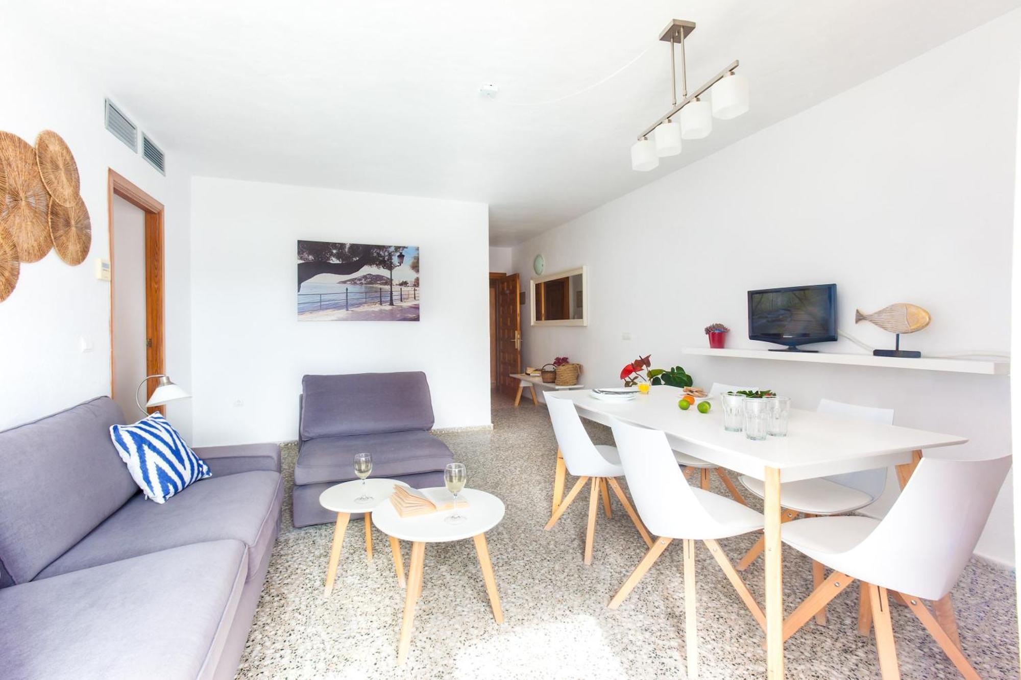 Two-Bedroom Apartment Sea View