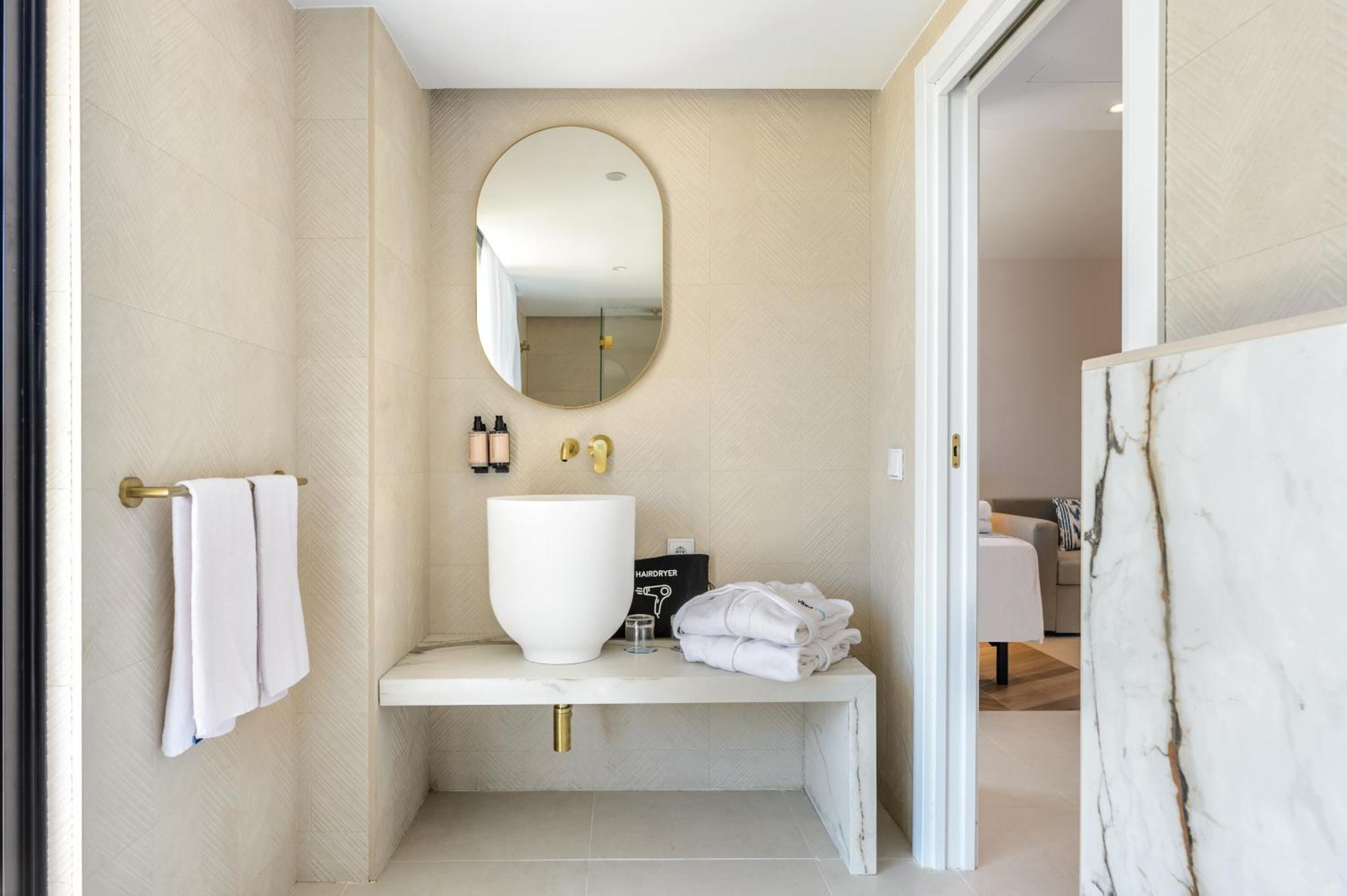 Junior Suite,1740362018:JPEG