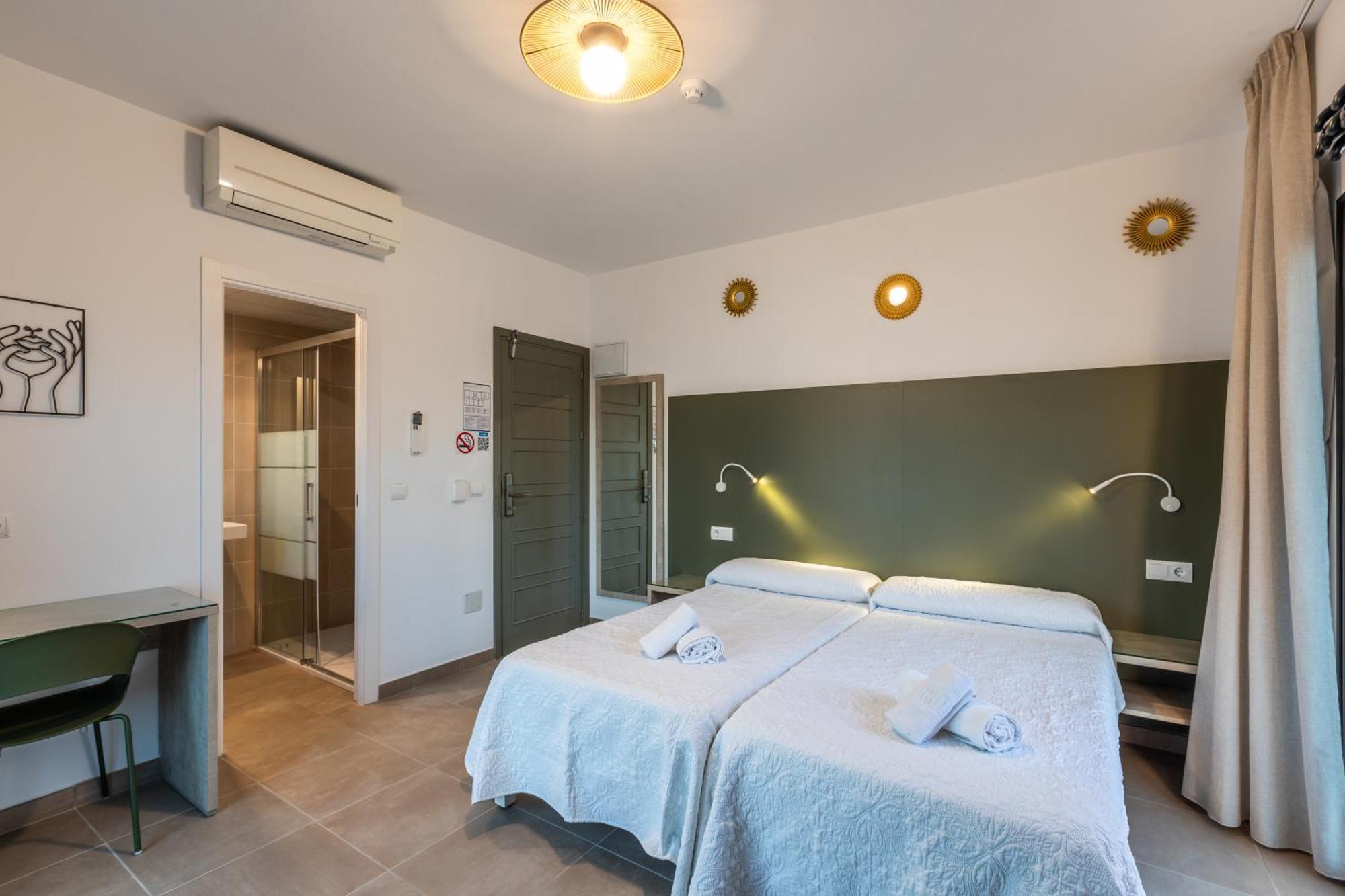 Superior Queen Room