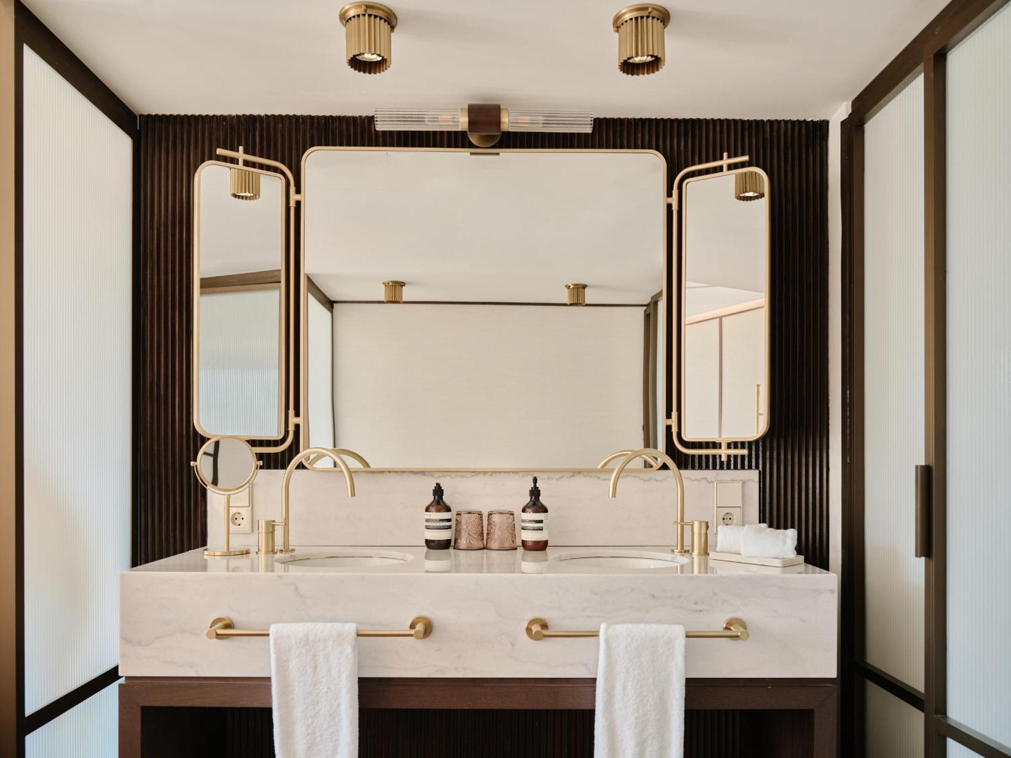 Deluxe Premium Room