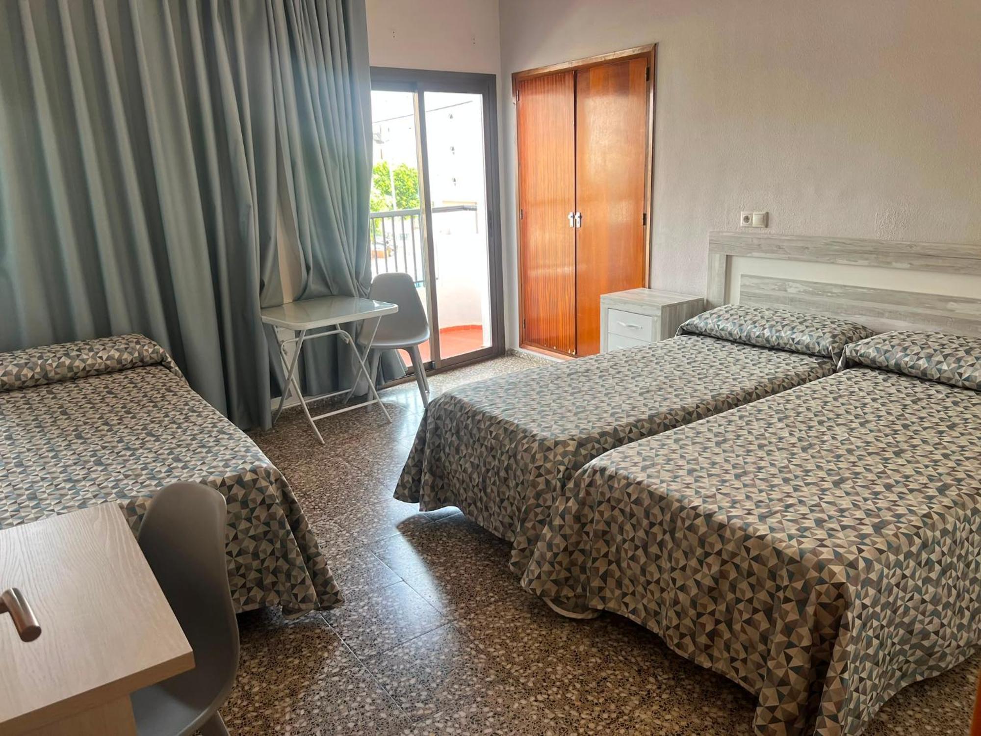 Triple Room