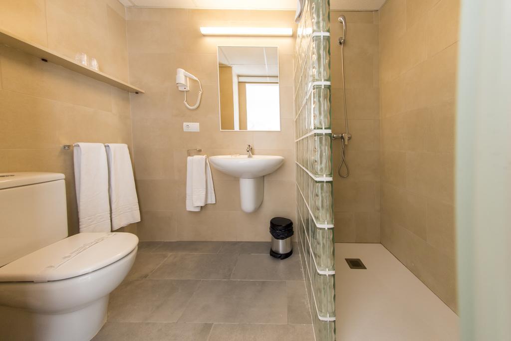 Double single use,403076694:JPEG