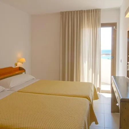 Apartamentos Bon Lloc-2
