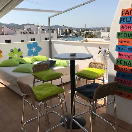 Es Llauet - Apartamentos Ti-2