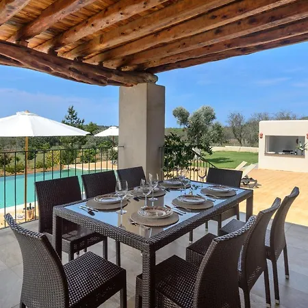 Villa Luna-2