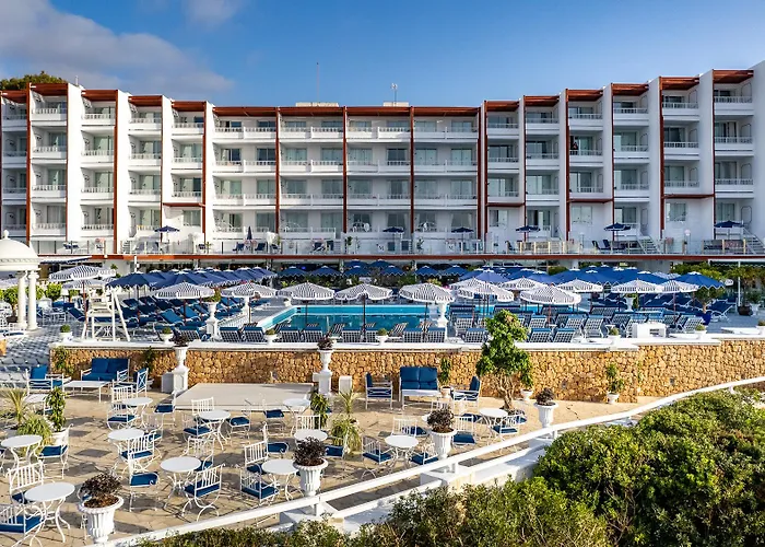 Best 6 Spa Hotels in Santa Eularia des Riu for a Relaxing Getaway