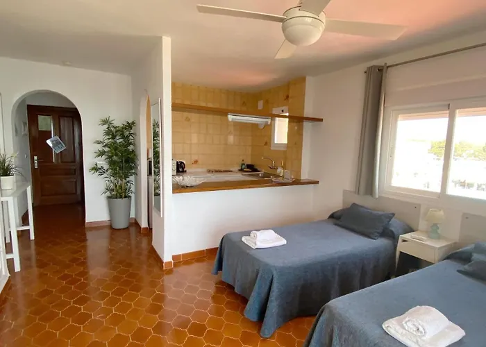 Zodiac Apartments Es Cana