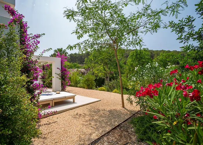 Can Lluc Boutique Country Hotel & Villas, A Member Of Beyond Green