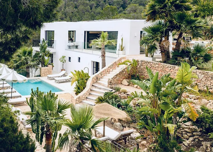 Blue Hill House Ibiza 360-Degree Exclusiveness
