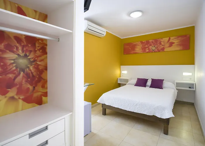 Hostal Costa Blanca Ibiza città