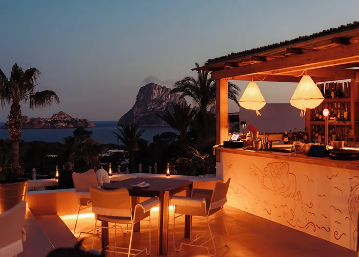 Petunia Ibiza (Adults Only)