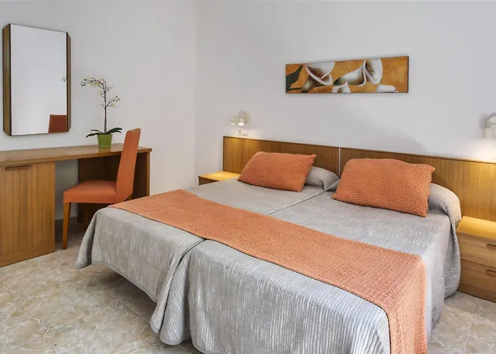 Hostal Los Pinos Es Cana