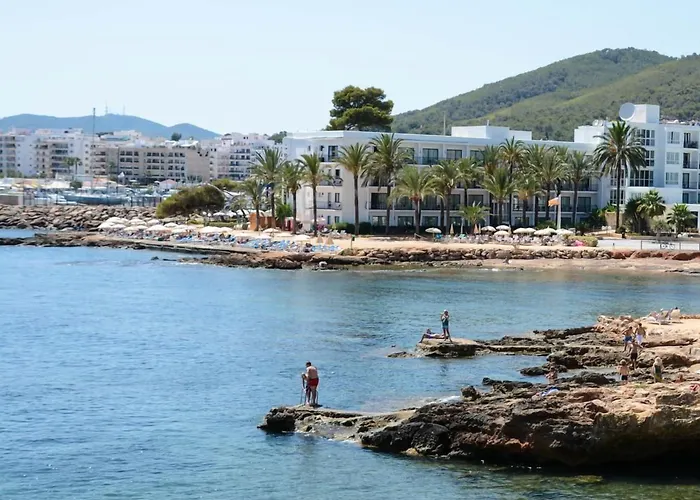Hotel Catalonia Royal Ses Estaques-Adults Only à Santa Eulària des Riu